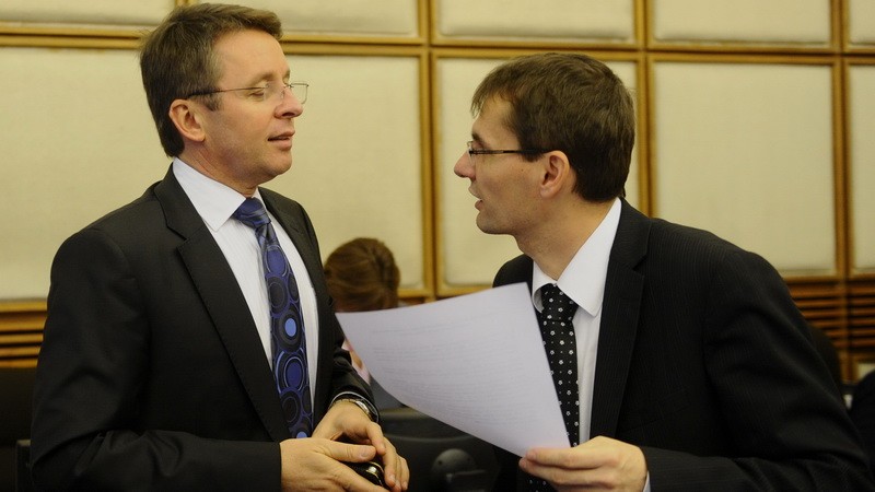 Minister financií Ivan Mikloš a minister obrany Ľubomír Galko